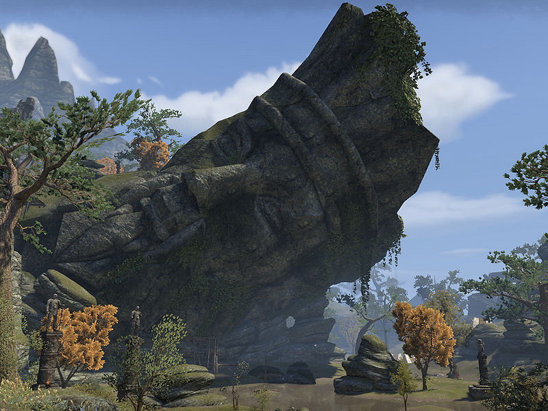 Файл:ON-place-Weeping Giant.jpg