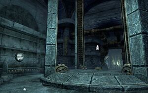 ON-interior-Blackreach Mzark Cavern 04.jpg