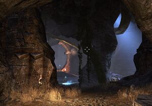 ON-interier-Nisin Cave 01.jpg