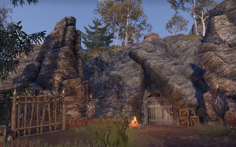 Файл:ON-place-Cave (Boulderfall Pass).jpg