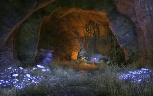 ON-place-ON-interior-The Tomb of the Apostates 01.jpg