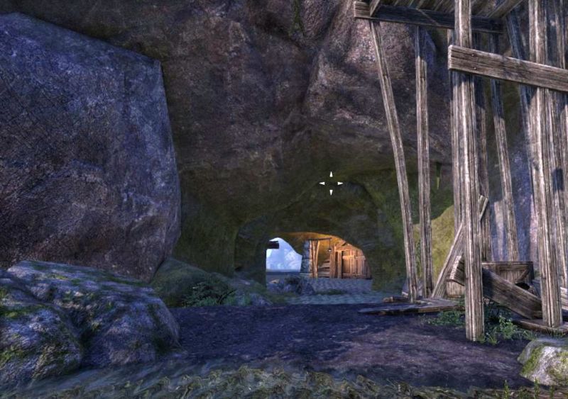 Файл:ON-place-Bloodthorn Lair.jpg