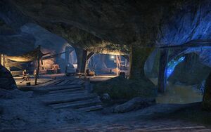 ON-interier-The Barrow Trench 01.jpg