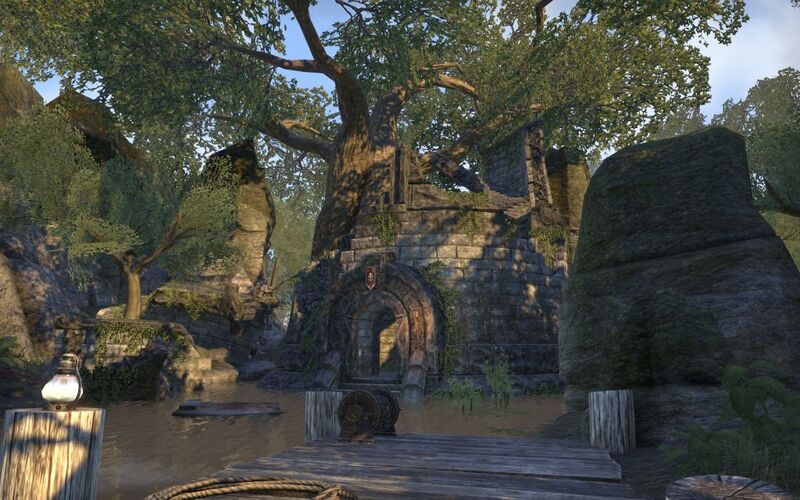 Файл:ON-place-Lanalda Pond.jpg